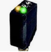 Sensor fotoeléctrico OMRON E3Z,específicamente el modelo E3Z-T81, Serie:E3Z (o E3ZG para algunos modelos). Tipo:Sensor fotoeléctrico de barrera (requiere un emisor y unreceptor, el T81 es el Sensor fotoeléctrico OMRON E3Z,específicamente el modelo E3Z-T81, Serie:E3Z (o E3ZG para algunos modelos). Tipo:Sensor fotoeléctrico de barrera (requiere un emisor y unreceptor, el T81 es el